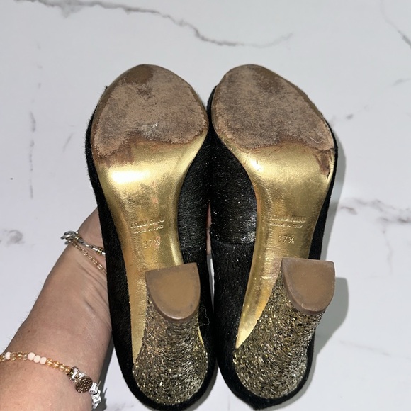 Miu Miu Black and Gold Closed Toe Heels - Picture 6 of 7